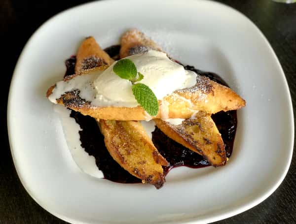 Vanilla Dipped French Toast w/ Jumbleberry Syrup & Fresh Whipped Cream 