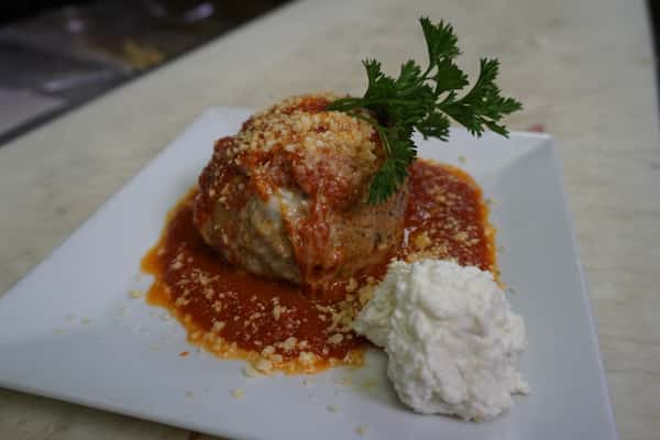 Gusto Meatball Parm