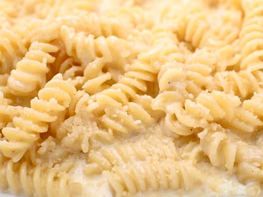 Fusilli Alfredo