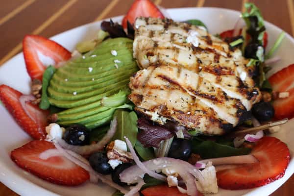 Docksider Berry Salad