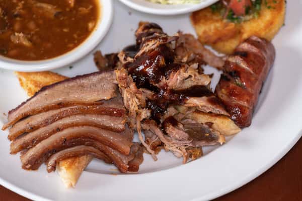 Charlie's BBQ Plate