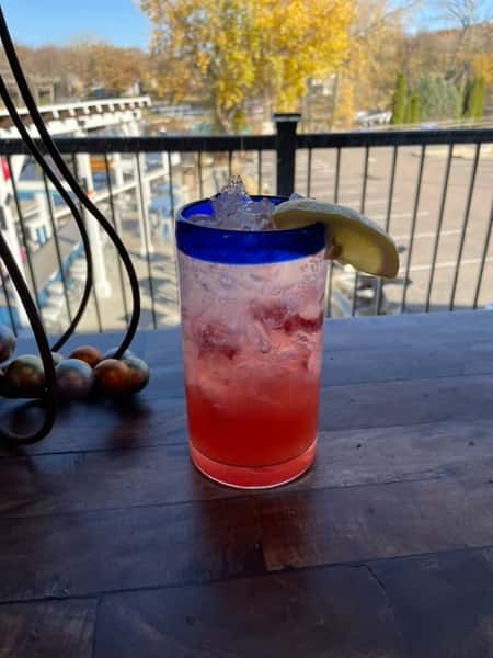 Strawberry Lemonade Refresher
