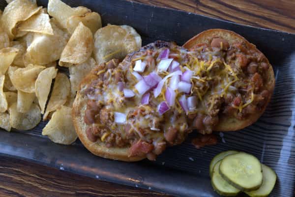 Chili Cheeseburger