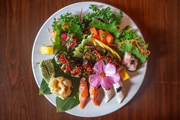 sushi plate