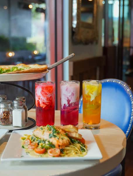 Mocktails at Sedona Pizza Company
