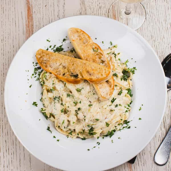 Fettuccini Alfredo