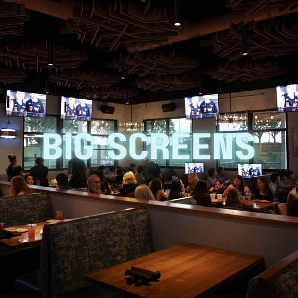 Lot's of TVs everywhere