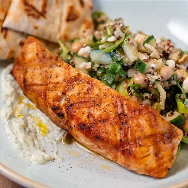 Grilled fish with rice