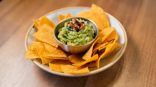 Guacamole and chips