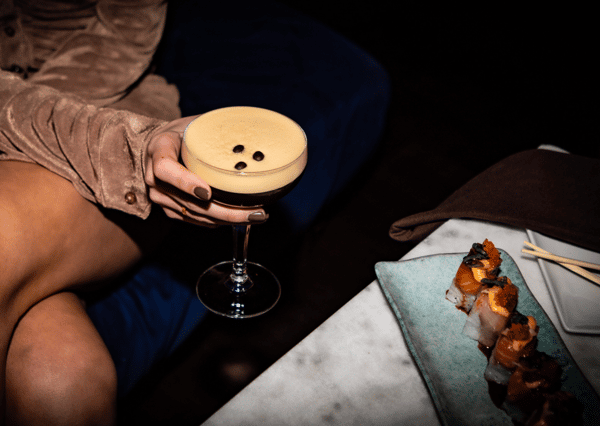 champagne room lounge 31