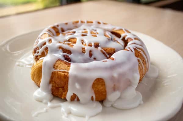 Housemade Cinnamon Roll