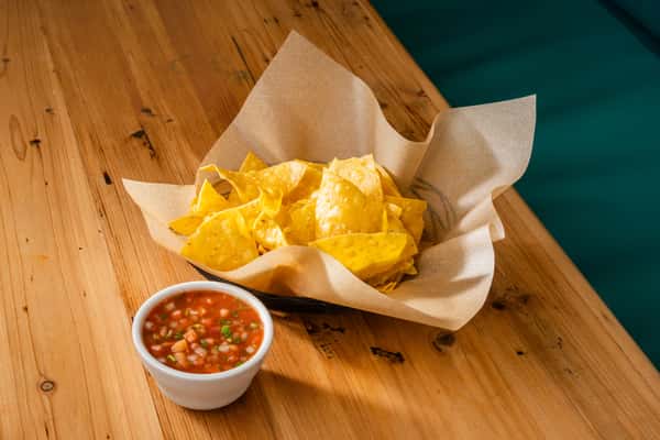 Chips & Salsa