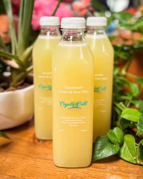 Quart of Coyote's Margarita Mix