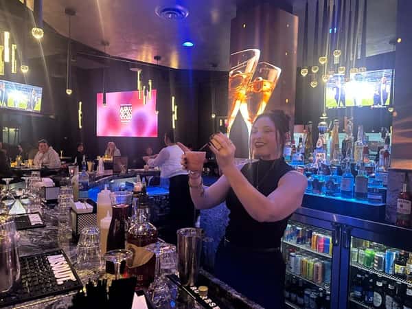Gallery - Bar