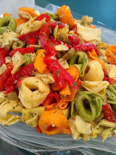 tortellini salad with peppers