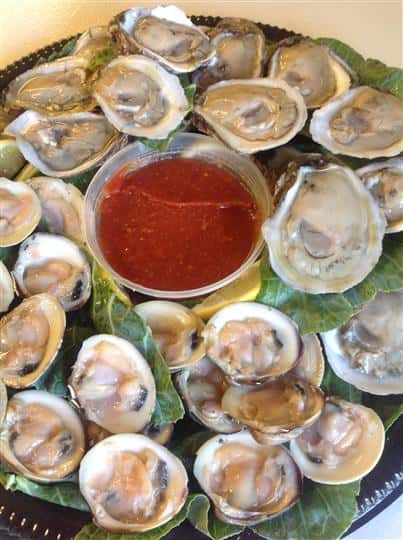 tray of oysters