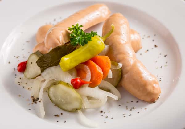 Sausages with a side of veggies