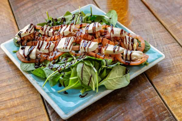 Fresh Tomato & Mozzarella Salad
