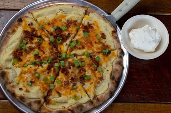 Loaded Baked Potato Flatbread