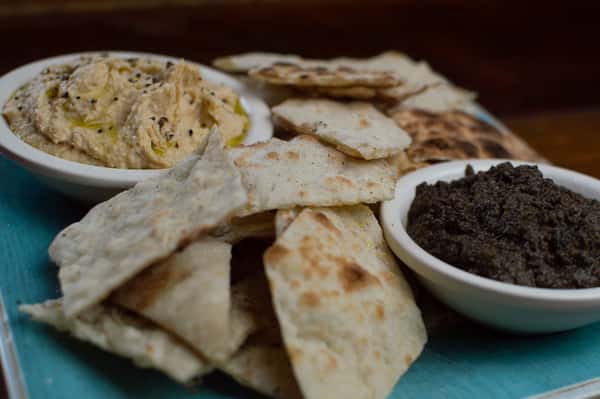 Roasted Red Hummus