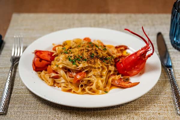 Lobster pasta