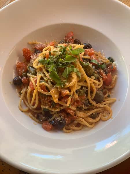 Vegetarian Spaghetti Puttanesca