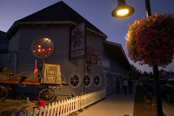restaurant exterior at night
