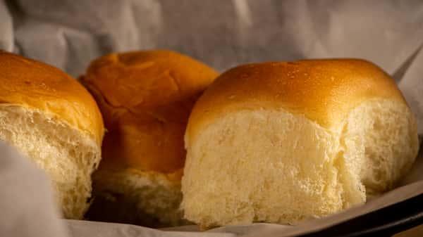 Sweet Hawaiian Rolls (3)