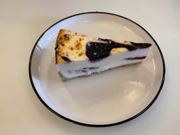 BLUEBERRY CHEESECAKE