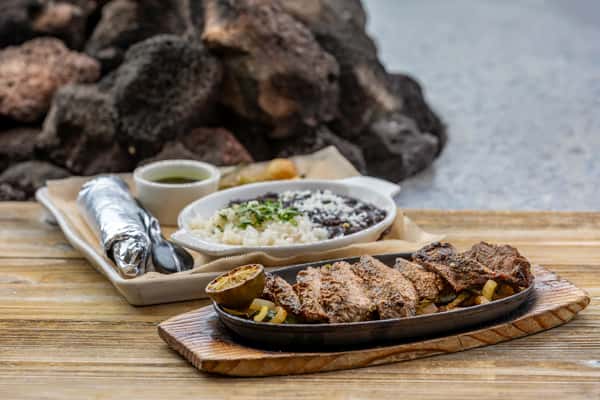 Carne asada plate