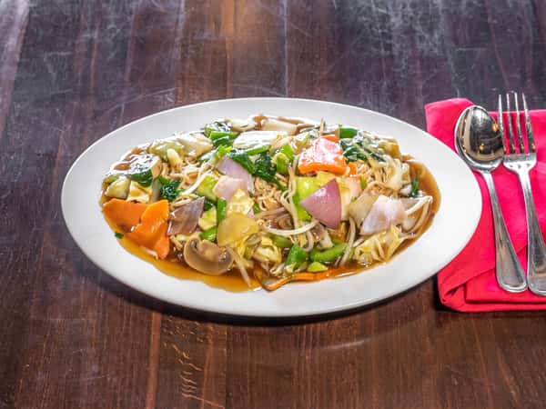 PAN FRIED NOODLES IN SAUCE