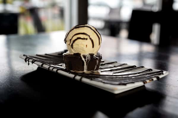 CHOCOLATE LAVA CAKE