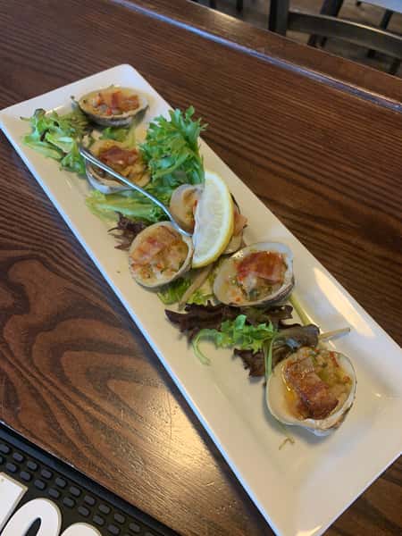 Littleneck Clams Casino (6)