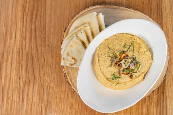 Fennel Hummus & Pita