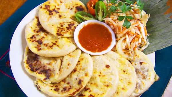 20 person pupusa platter - Catering menu - Pupuseria El Salvadoreño