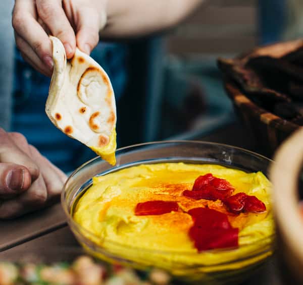 Ginger Tumeric Hummus & Pita