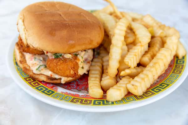Pillow Burger with Fries