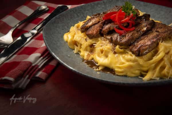Mr Yellow Pepper Fettuccini with Skirt Steak