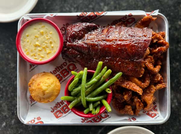 Ribs n' Boneless