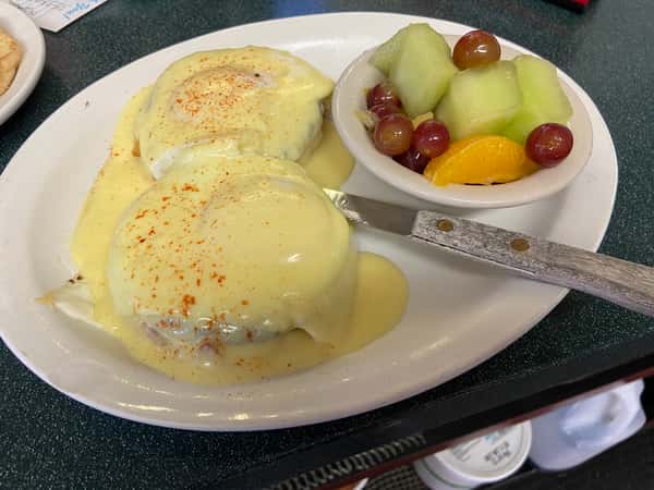 Traditional Eggs Benedict