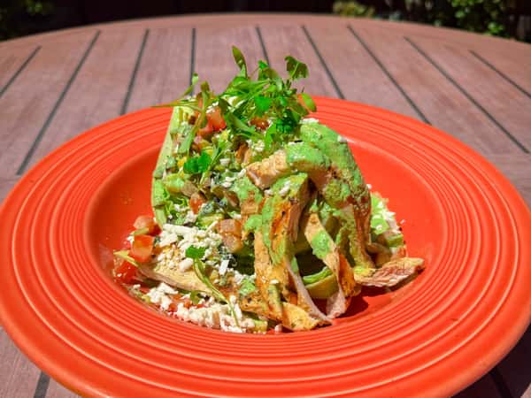 Mexican Wedge Salad is our second special for this week! 🥗

A crisp quarter wedge of iceberg lettuce topped with roasted corn, pasilla chiles, tomatoes, pepitas, and queso fresco. Served with grilled chicken and creamy cilantro dressing.