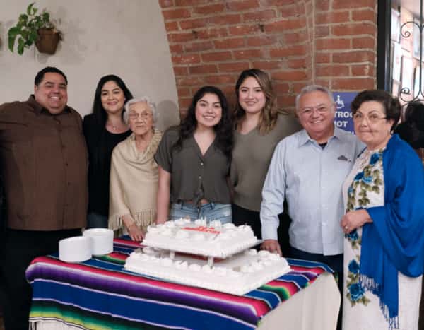 Familia