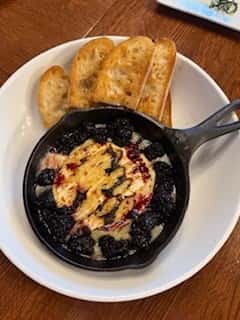 Baked Brie & Blackberries