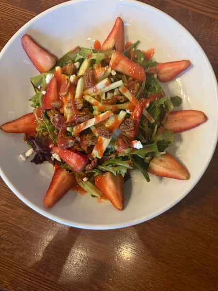 Summer Strawberry Salad