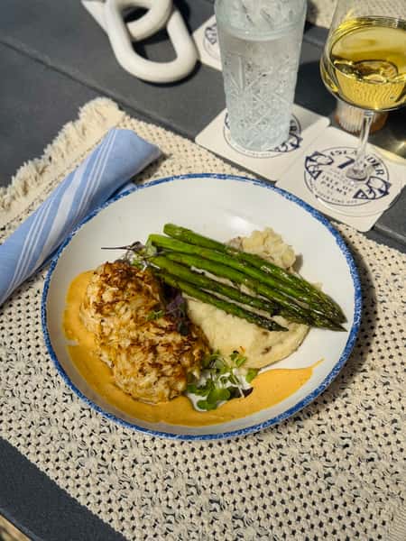Bettie Jane's Crab Cakes
