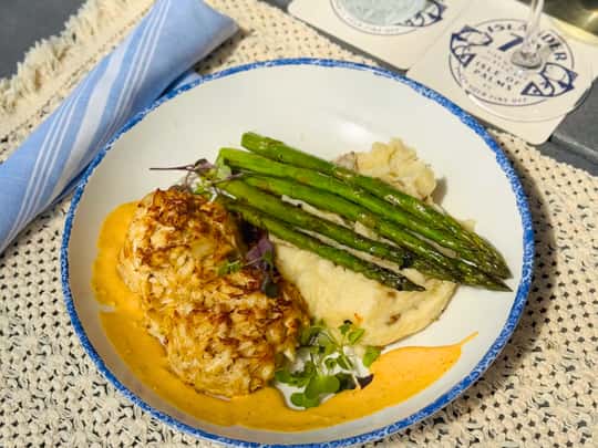 Bettie Jane's Crab Cakes