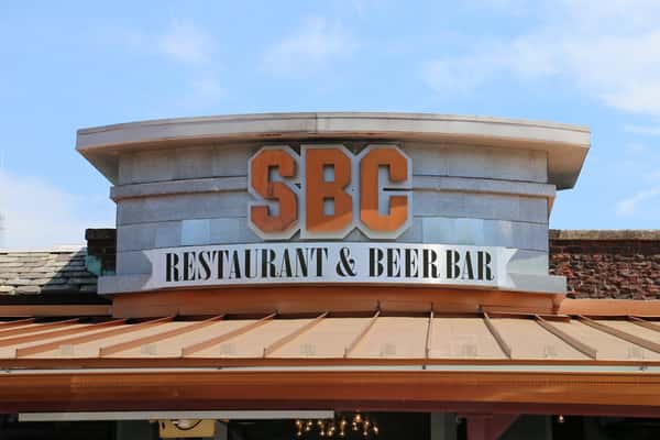 SBC Restaurant & Beer Bar exterior roof sign