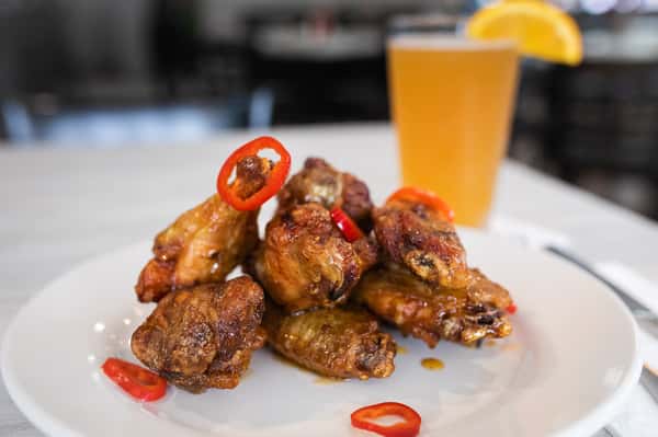 Crispy House Smoked Wings (8)