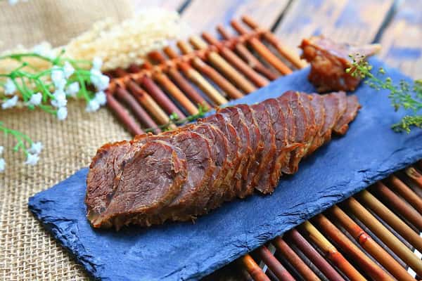 Spiced Braised Beef Slices 五香牛肉
