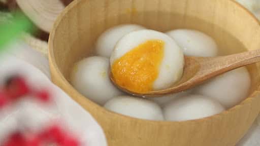 Custard Rice Ball Soup (8) 奶黄汤圆